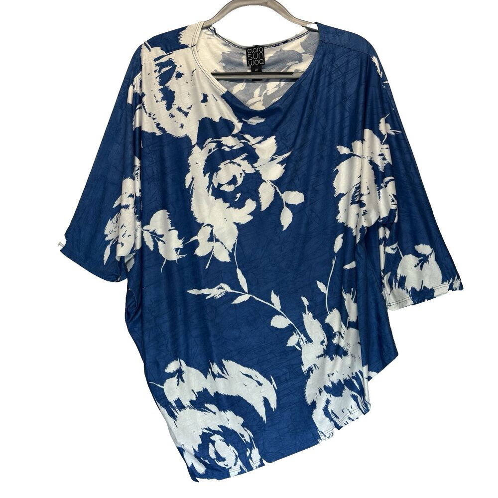 Clara Sun Woo‎ Top Size 2x Blue White Floral Pullover Tunic Short Sleeve Top